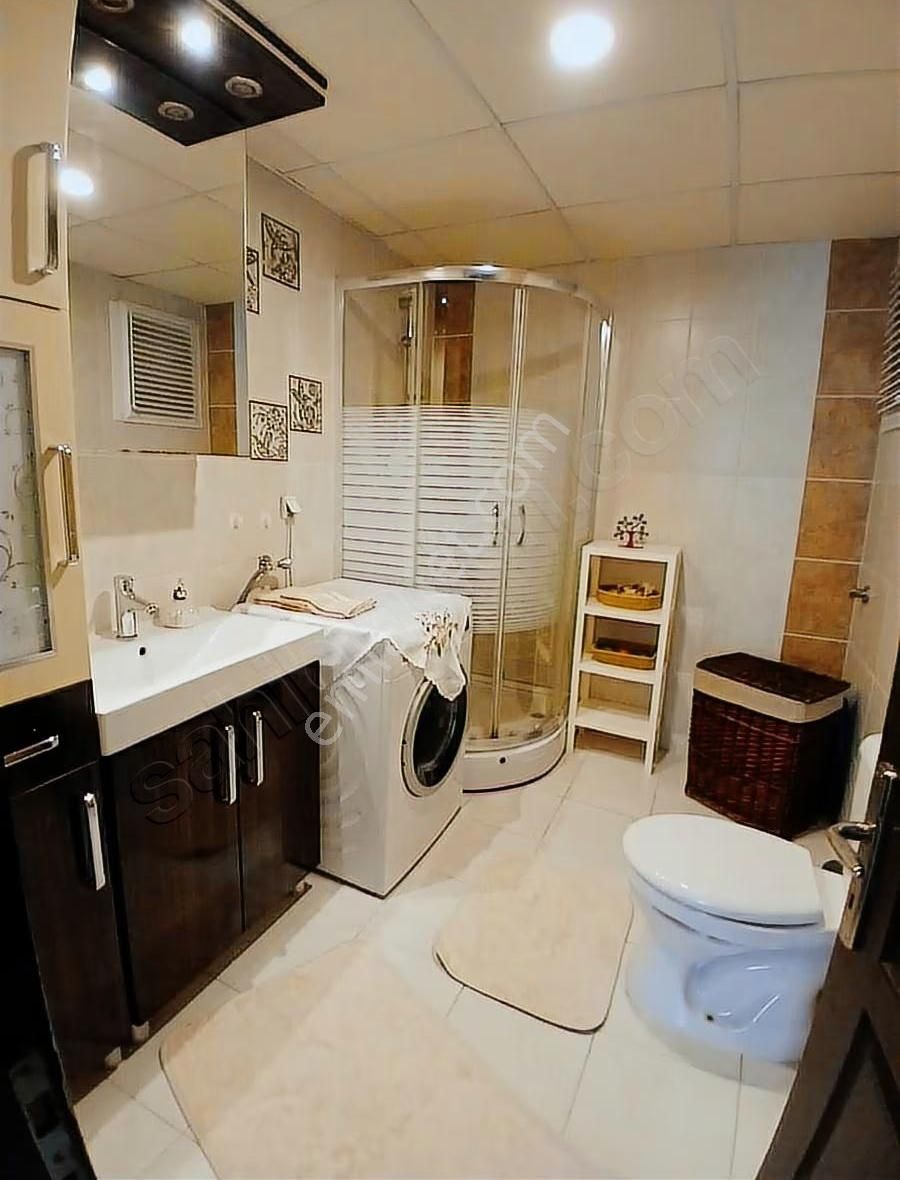 Satılık 139 M2 3+1 Pırıl Pırıl Ferah Geniş Güzel Bir Daire - Görsel 5