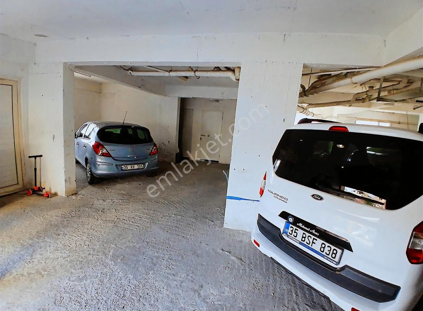 Satılık 139 M2 3+1 Pırıl Pırıl Ferah Geniş Güzel Bir Daire - Görsel 6