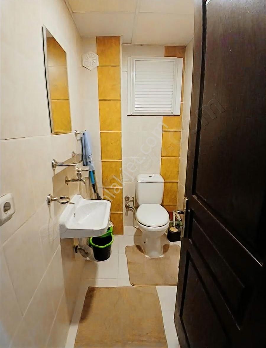 Satılık 139 M2 3+1 Pırıl Pırıl Ferah Geniş Güzel Bir Daire - Görsel 17