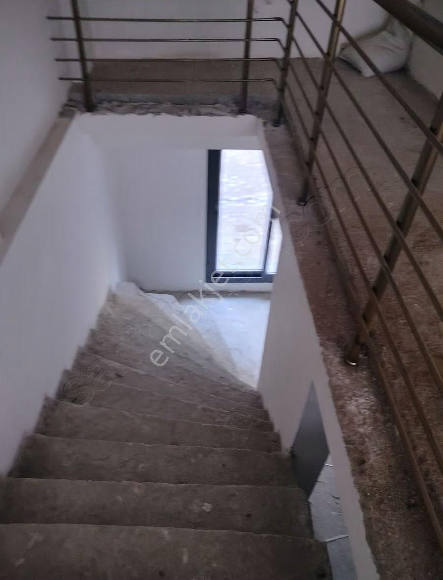 Satılık Sıfır Dükkan 75 M 30; Bahçesi Var Her İşi Uyar Bozyakada - Görsel 14