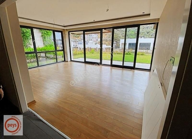 296m2 Vadi Mudanya'da Villa Konsepti 5+1 Müstakil Bahçeli Dublex - Görsel 4