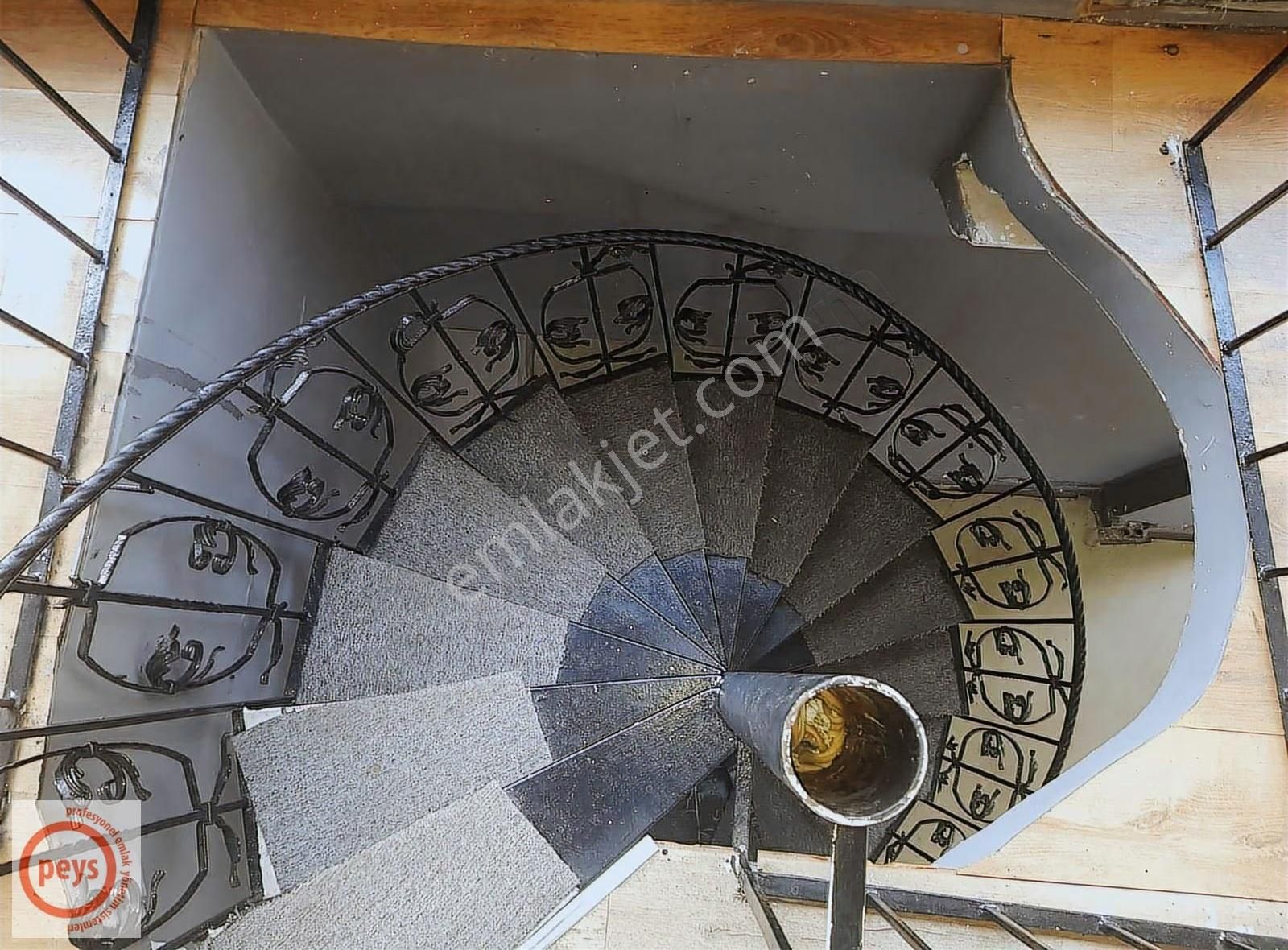 Cadde Üstü Köşe Konumda Çift Katlı Fırsat Mağaza - Görsel 17