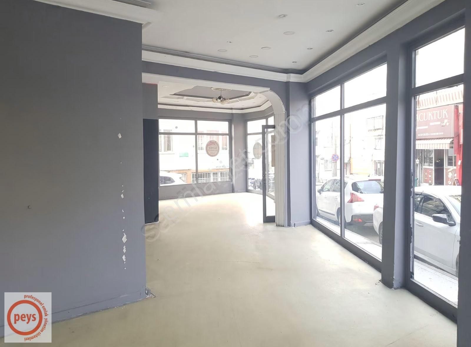 Cadde Üstü Köşe Konumda Çift Katlı Fırsat Mağaza - Görsel 15