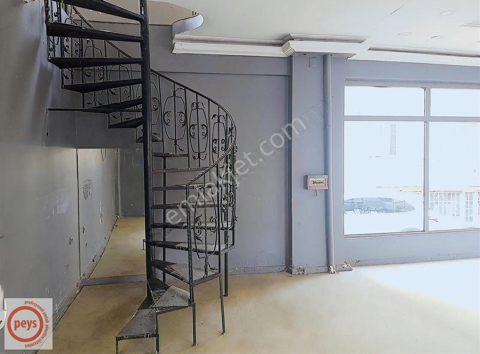 Cadde Üstü Köşe Konumda Çift Katlı Fırsat Mağaza - Görsel 14