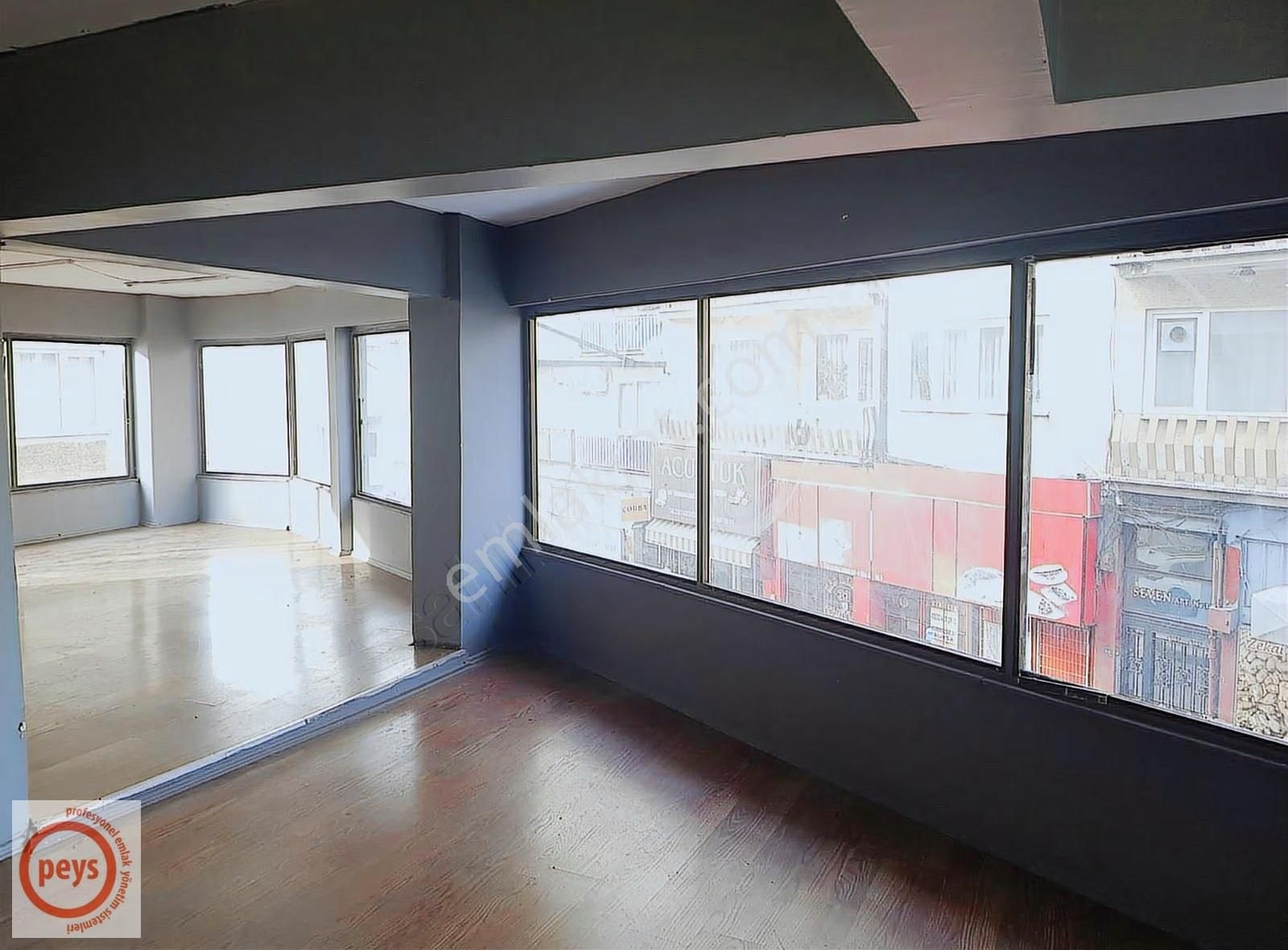 Cadde Üstü Köşe Konumda Çift Katlı Fırsat Mağaza - Görsel 22