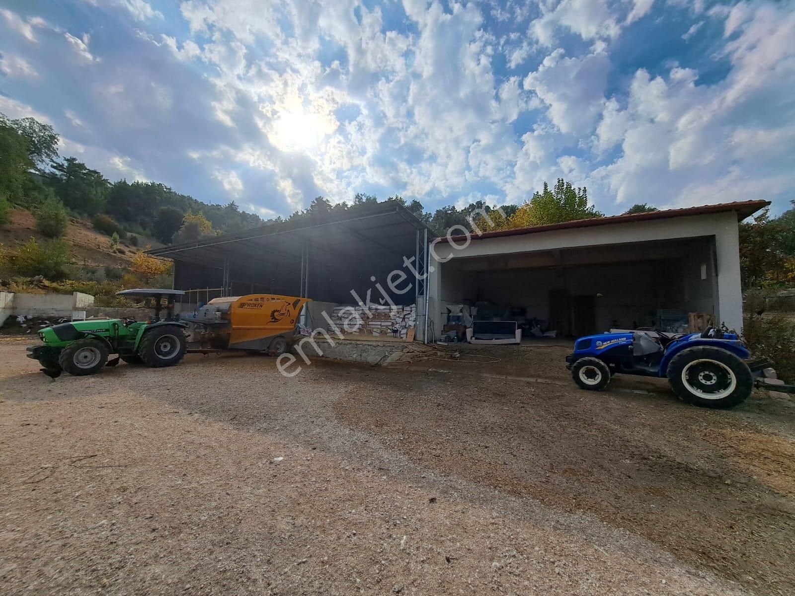 14.000 M² Tarla Ve Üzerinde 1.000m² Kapalı Alanlı Ağıl - Görsel 19