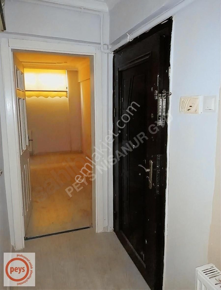 Altıparmak'ta Müstakil Bahçeli İçi Yapılı Kelepir Daire - Görsel 14