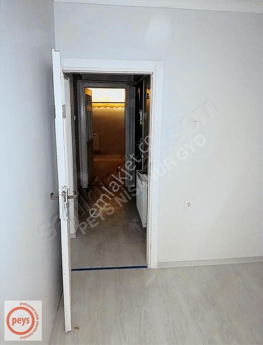 Altıparmak'ta Müstakil Bahçeli İçi Yapılı Kelepir Daire - Görsel 12