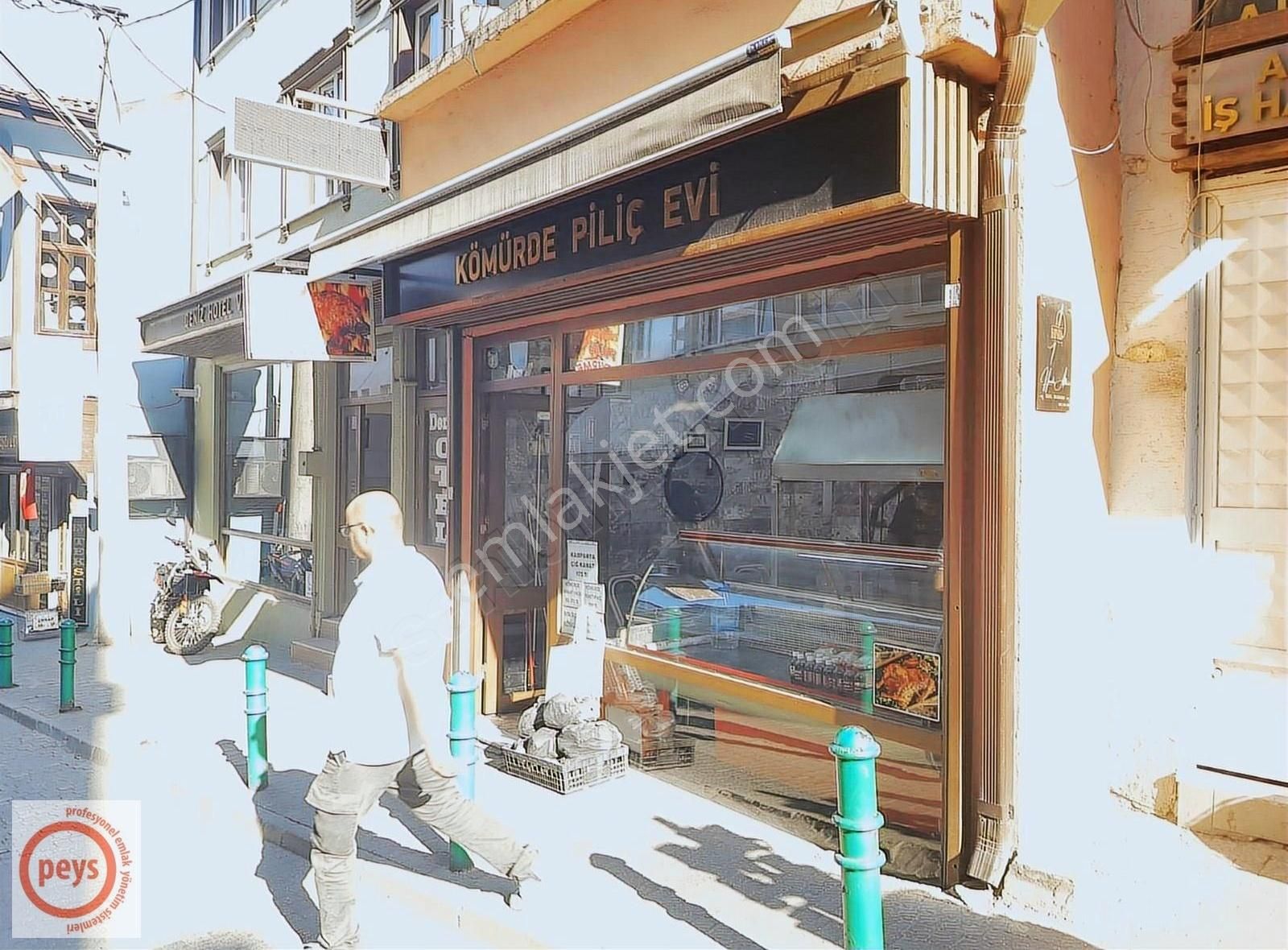 Tahtakale'de 2 Katlı Yüksek Cirolu Közde Piliç Restaurant - Görsel 18