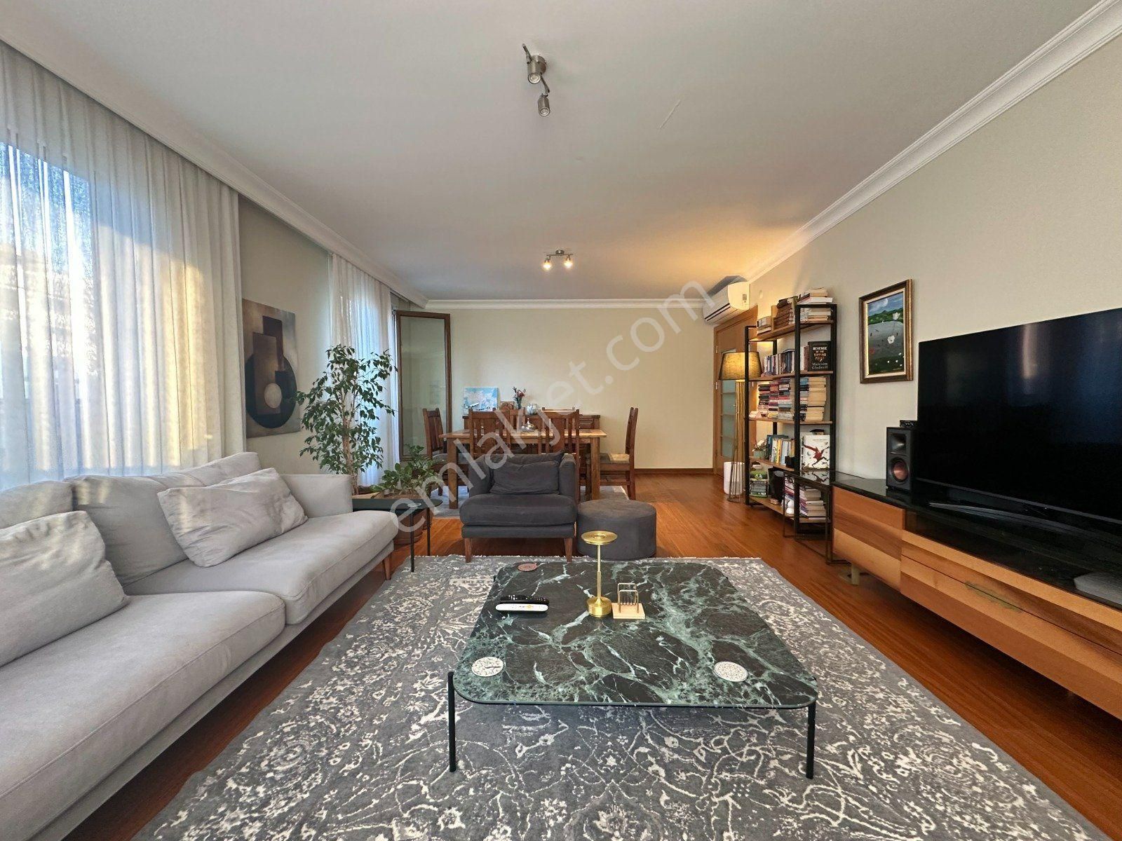 Suadiye'de Yeni Binada Geniş M2 Arayanlara Kaçırılmaz Fırsat