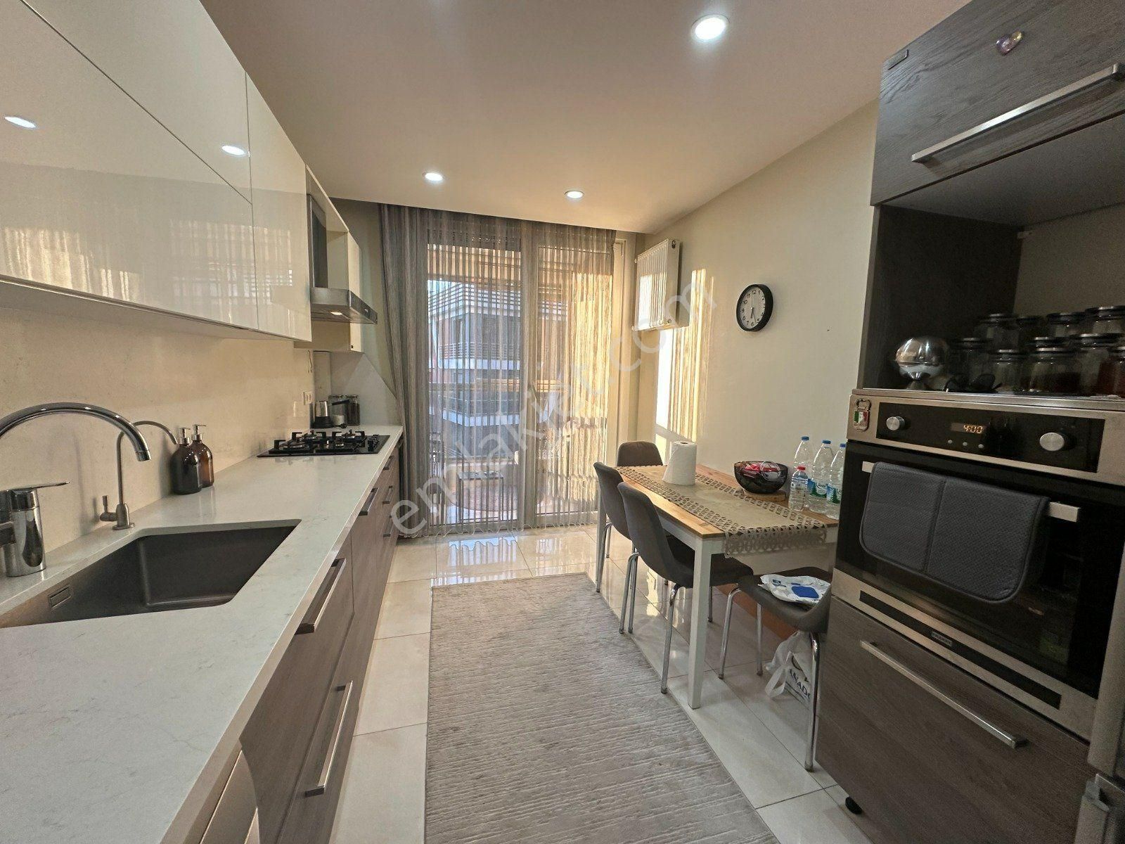 Suadiye'de Yeni Binada Geniş M2 Arayanlara Kaçırılmaz Fırsat - Görsel 8