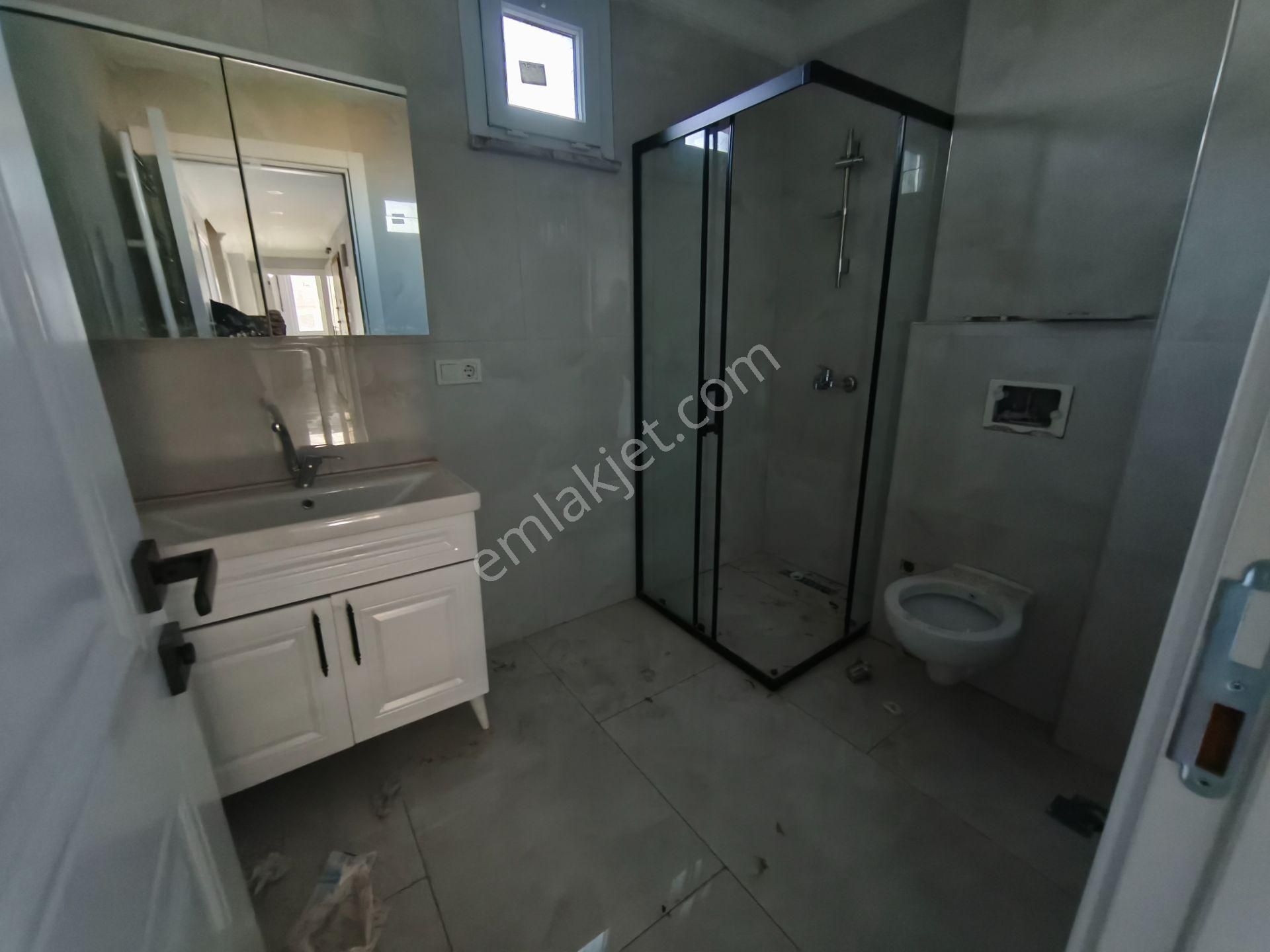 Sancaktepe Ortadağda Satılık 240 M.6+1 Üst Düblx Daire - Görsel 17