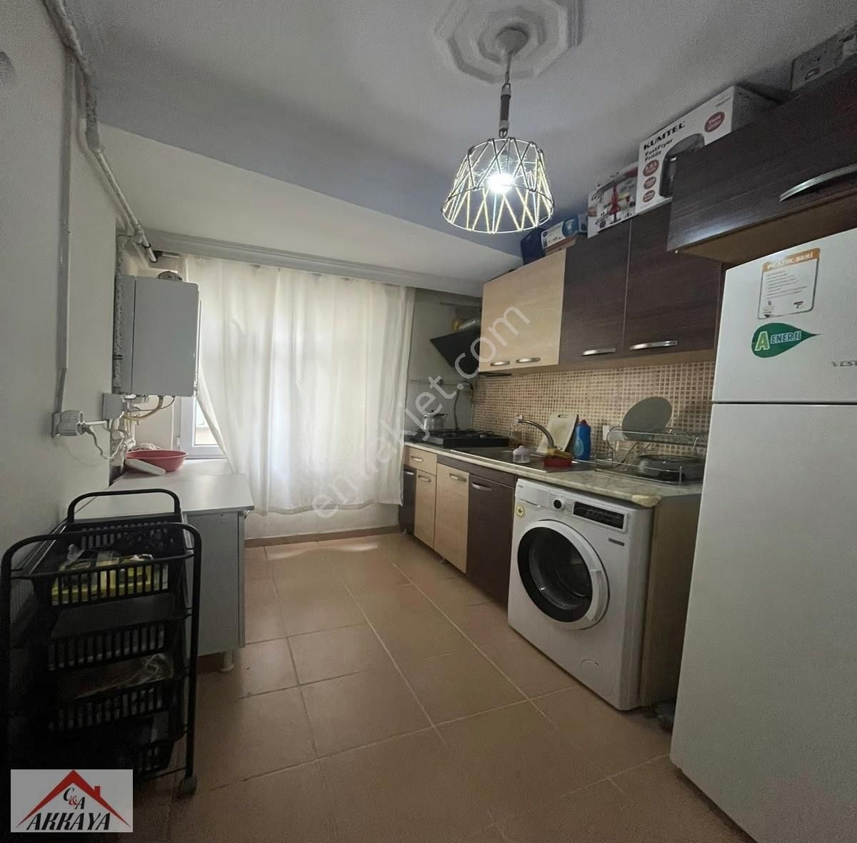 Bağlarçeşmede Meydanın Dibinde Satılık 2+1 95m2 Arakat Daire - Görsel 7