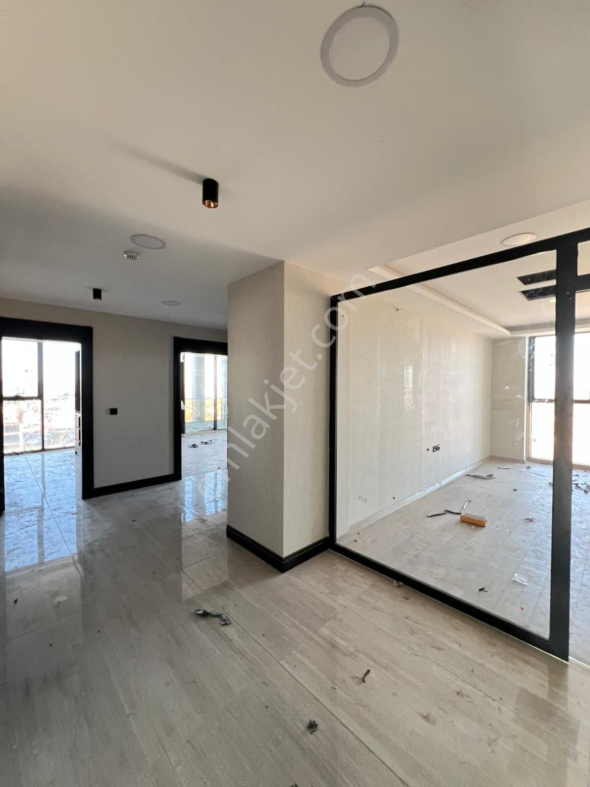 Makro Life Gayrimenkul'den Çetinler Diyarland'ta Kiralık 2+1 Büro - Görsel 5