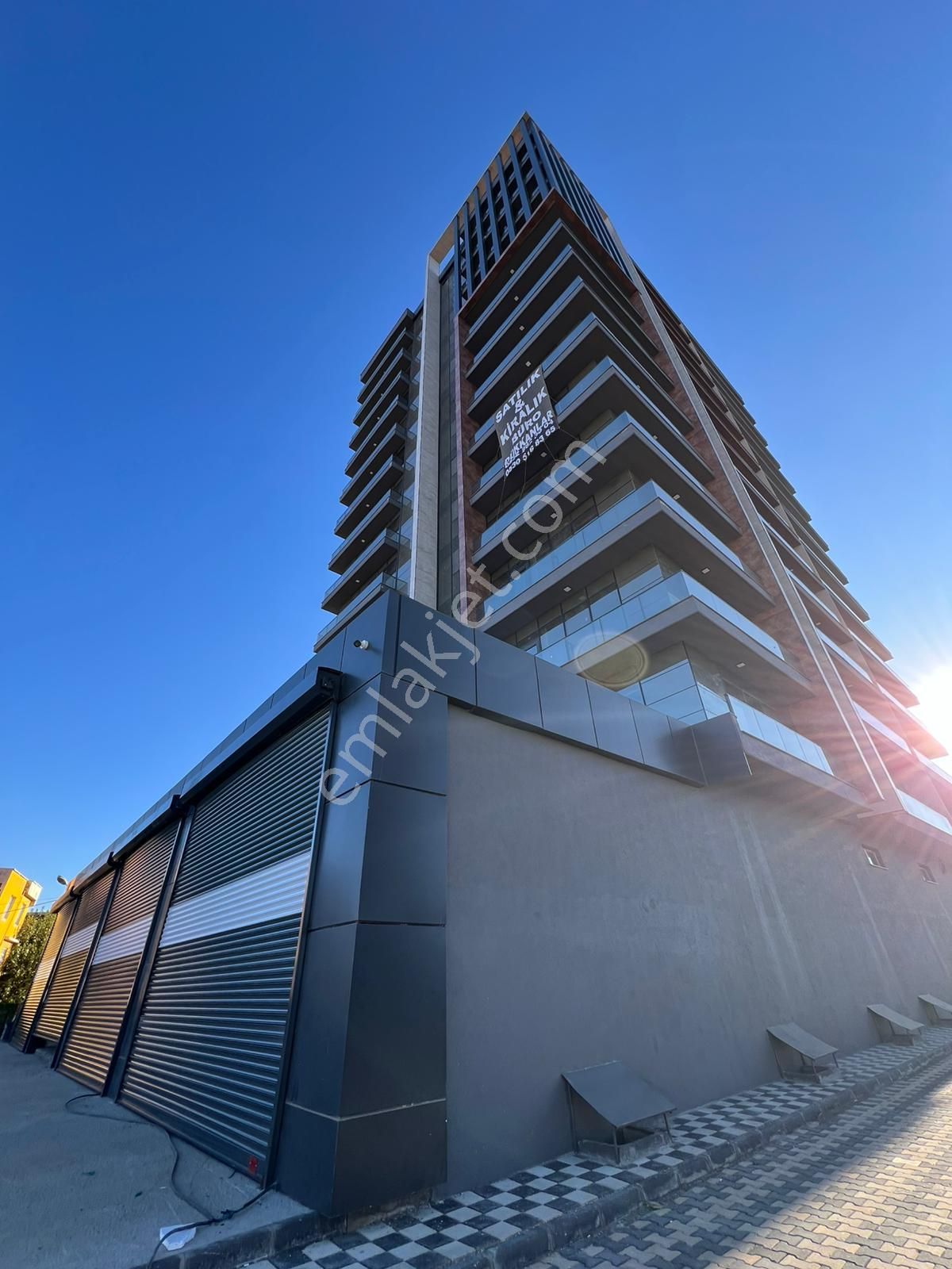 Makro Life Gayrimenkul'den Çetinler Diyarland'ta Kiralık 2+1 Büro