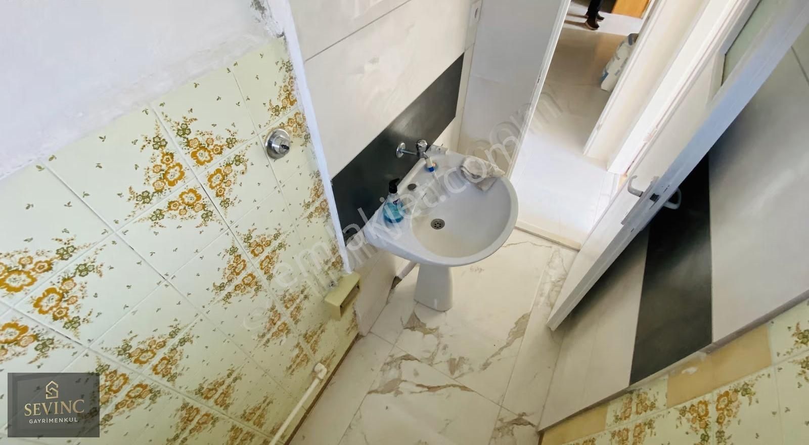 Sevinç'ten 3 Cephesi Açık Köşe Konumda Yatırımlık Daire - Görsel 4