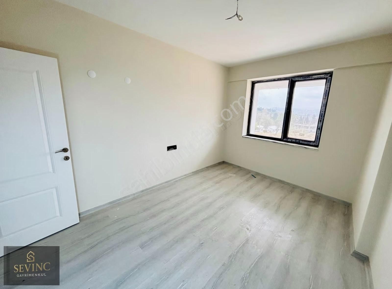 Sevinç'ten Yeni Mahallede Tamamen Cephesi Açık 1+1 Satılık Daire - Görsel 26