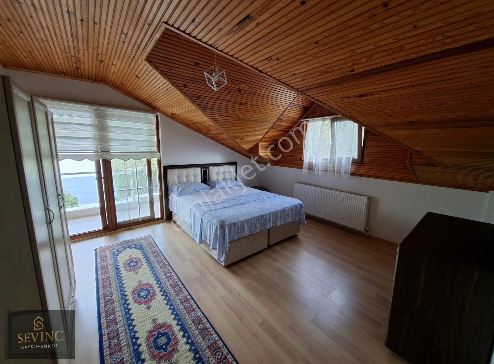 Sevinç'ten Erdek Ocaklar'da Denize Sıfır 2+1 Kiralık - Görsel 24