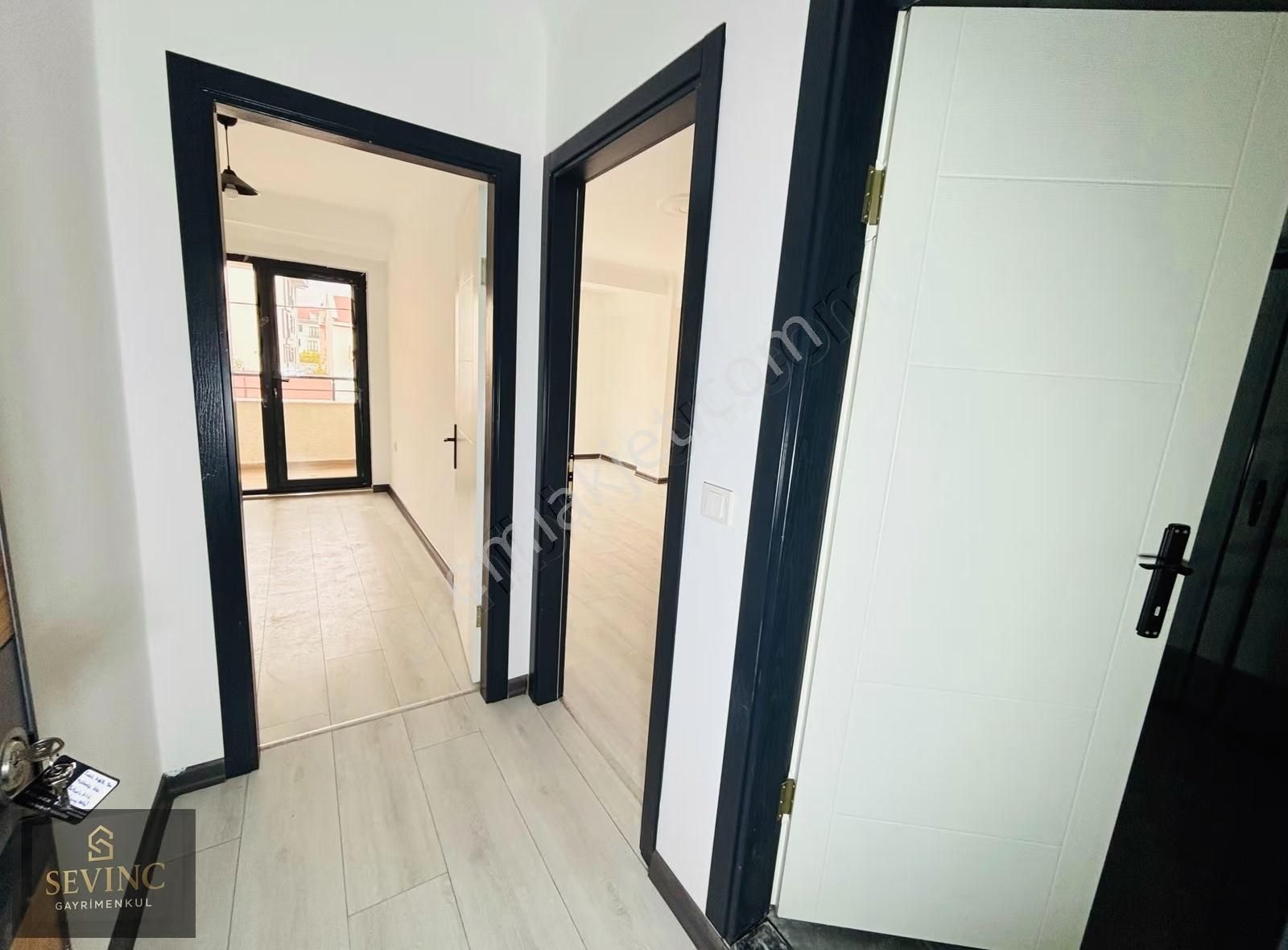 Sevinç'ten Erdek Asfaltı Yanı Ara Kat Balkonlu Kiralık Daire - Görsel 10