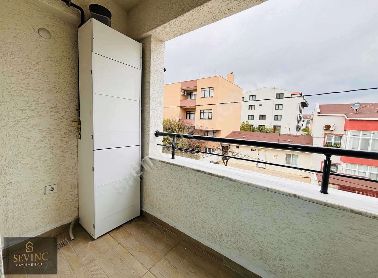 Sevinç'ten Erdek Asfaltı Yanı Ara Kat Balkonlu Kiralık Daire - Görsel 34