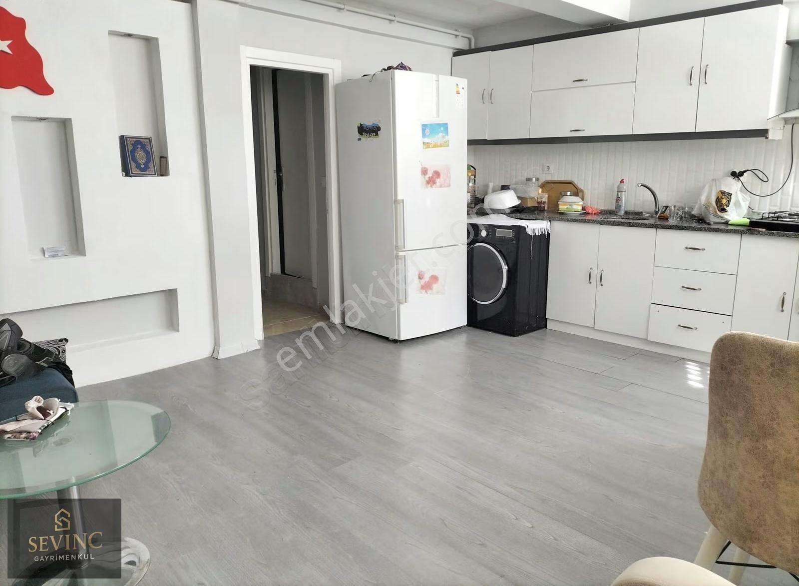 Sevinç'ten Hürriyet Parkyanı Cadde Üzeri 3+1 Satılık Daire - Görsel 2