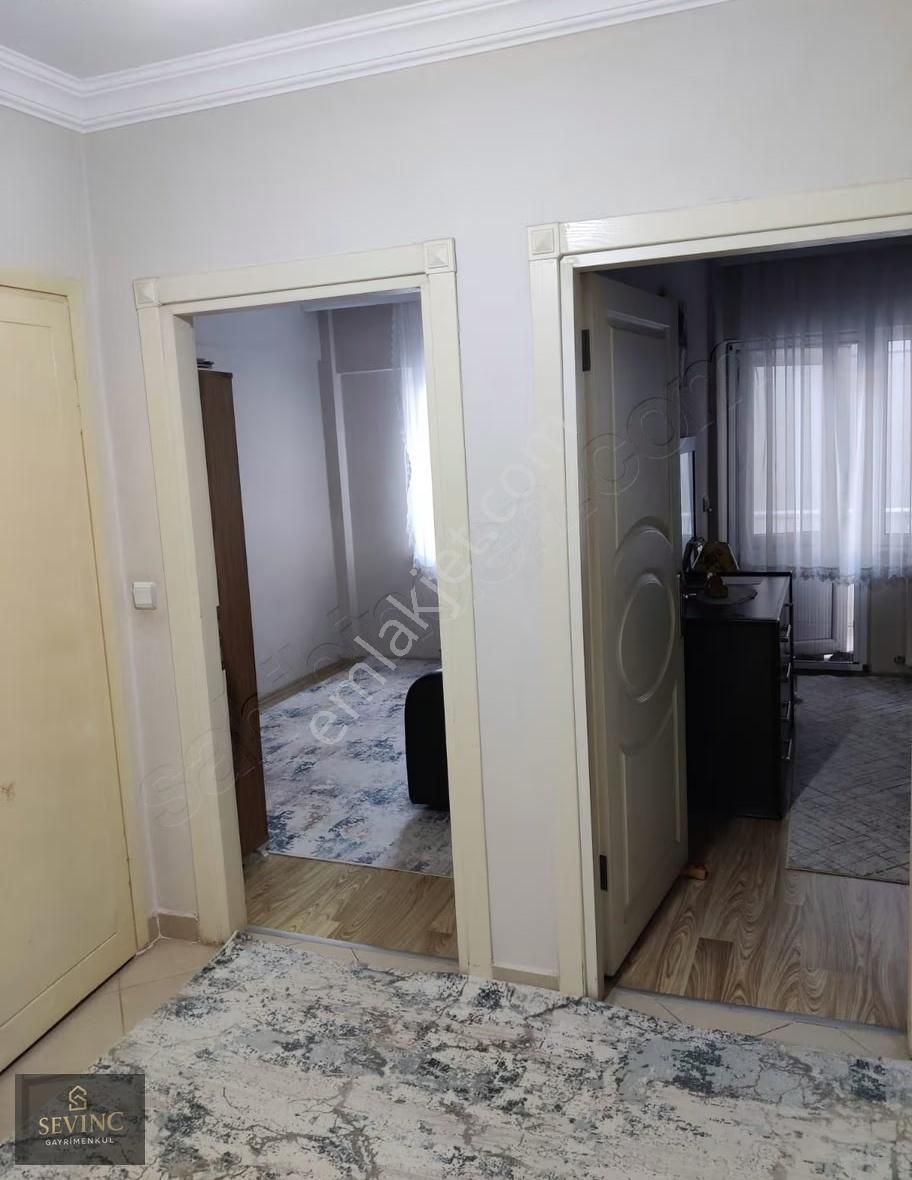 Sevinç'ten Kapalı Pazar Cepheli 2+1 Satılık Daire - Görsel 3