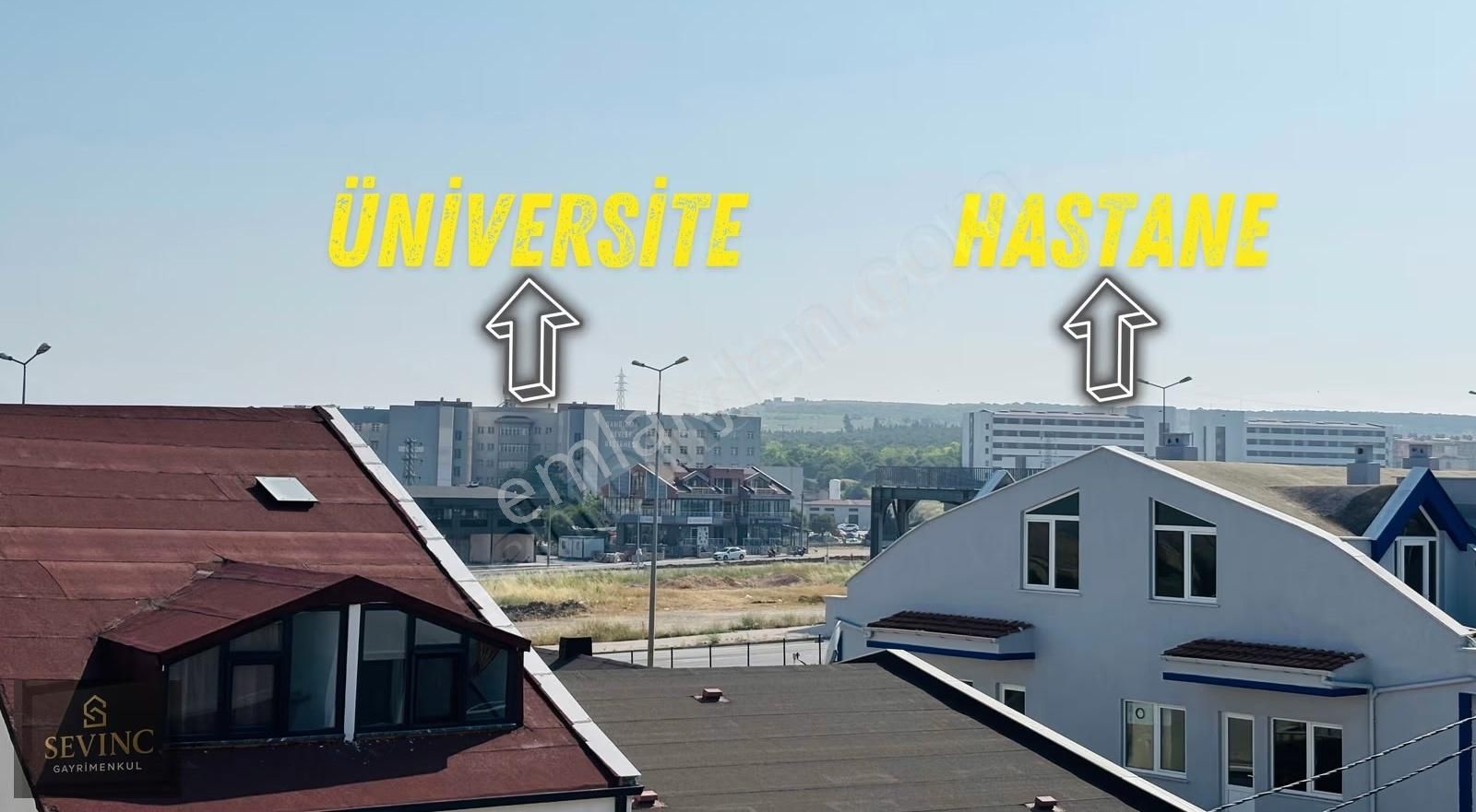 Sevinç'ten Hastane Ve Üniversite Karşısı Çift Balkonlu 2+0 Daire - Görsel 24