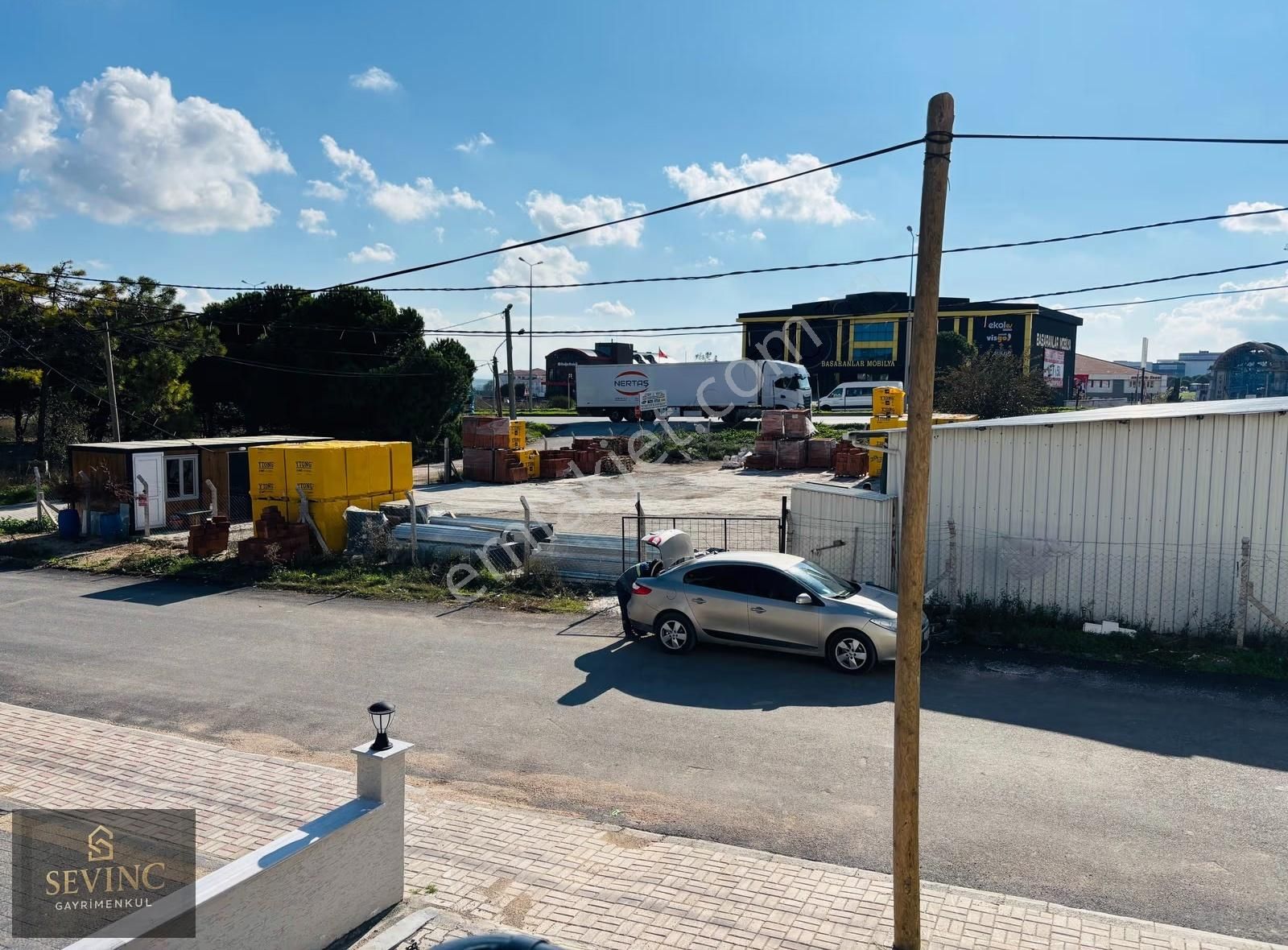 Sevinç'ten Hastane Ve Üniversite Karşısı Çift Balkonlu 2+0 Daire - Görsel 22