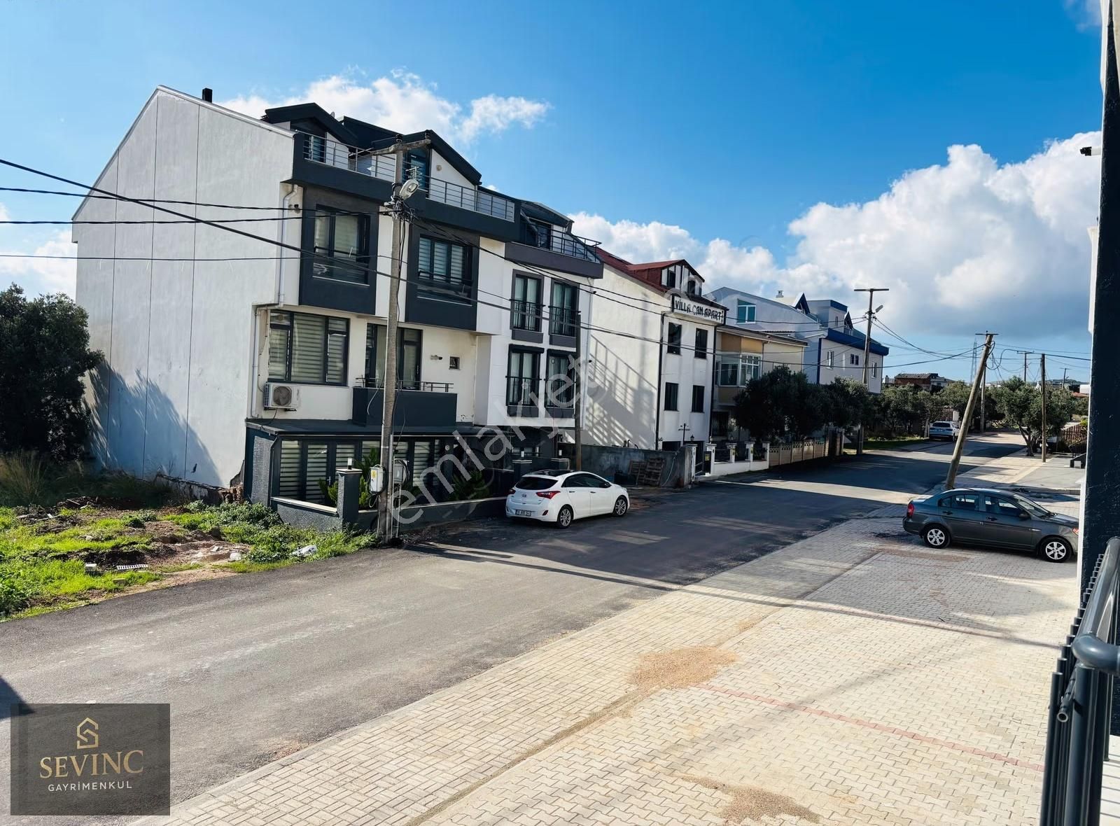 Sevinç'ten Hastane Ve Üniversite Karşısı Çift Balkonlu 2+0 Daire - Görsel 19