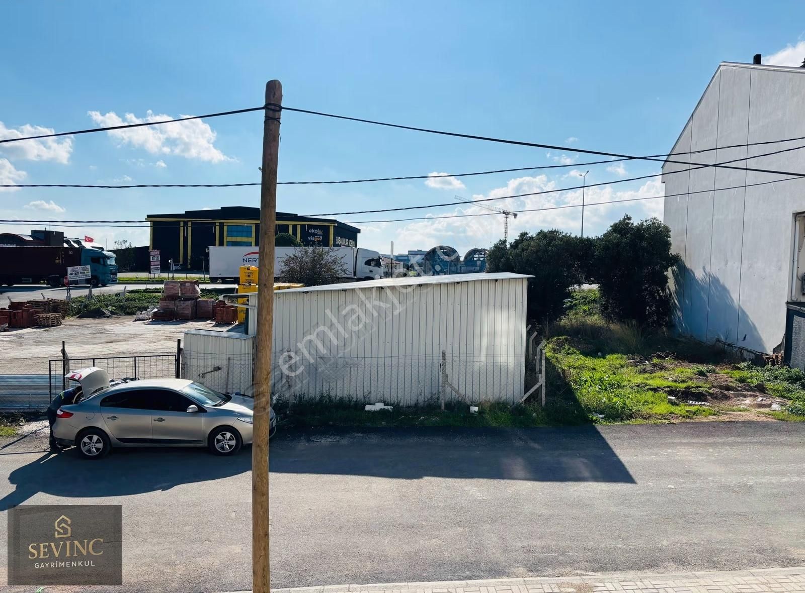 Sevinç'ten Hastane Ve Üniversite Karşısı Çift Balkonlu 2+0 Daire - Görsel 30