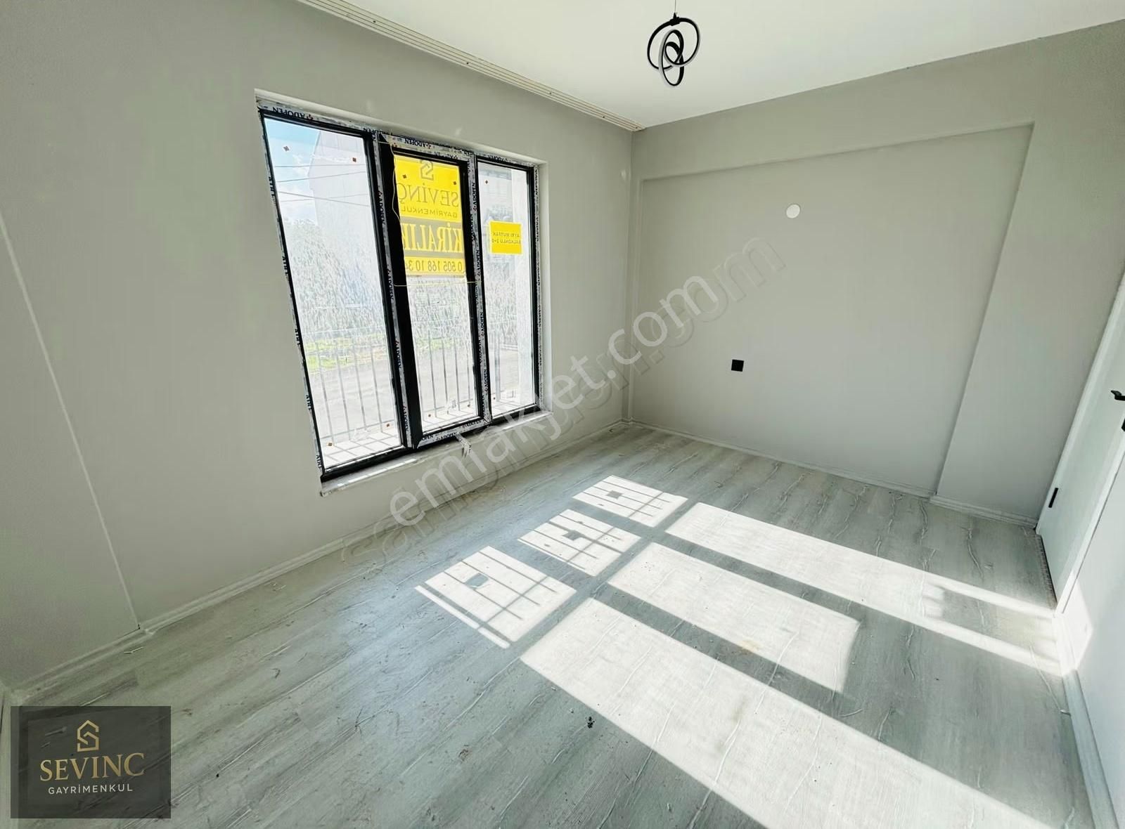 Sevinç'ten Hastane Ve Üniversite Karşısı Çift Balkonlu 2+0 Daire - Görsel 31