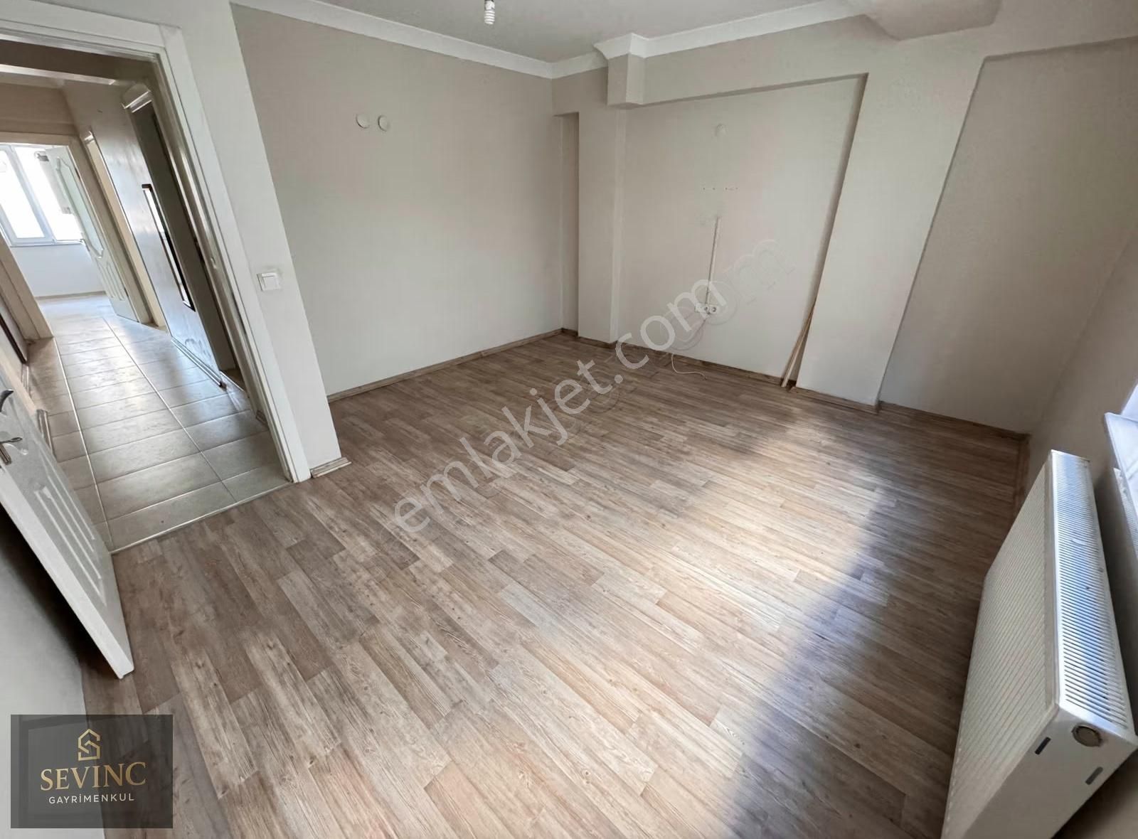 Sevinç'ten Hürriyet Parkında Cumartesi Pazarına Yakın 2+1 90m² - Görsel 29