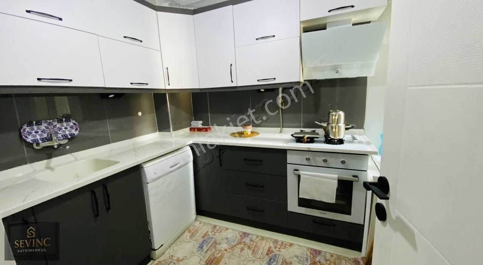 Sevinç'ten 17 Eylül Baski Civarı Köşe Bina 2+1 Satılık Daire - Görsel 15