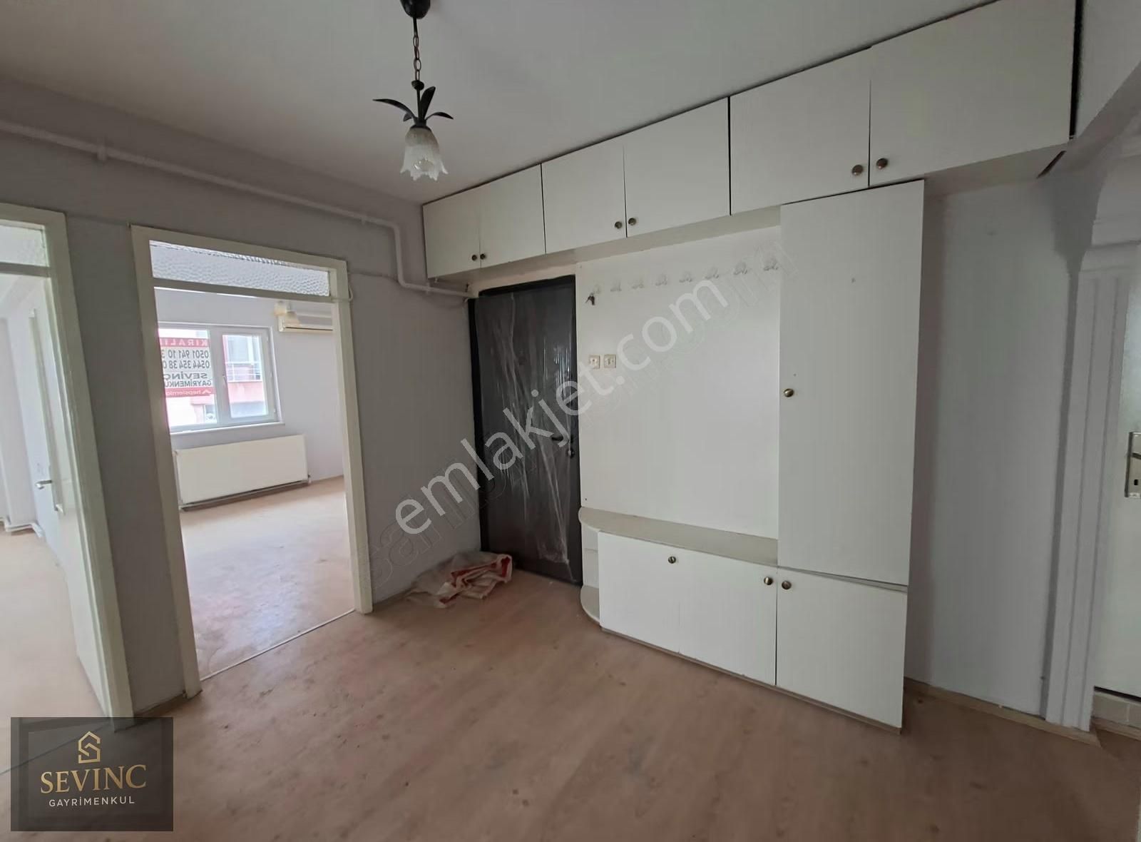 Sevinç'ten 17 Eylül Mahallesinde Fatih Ortaokulun'a Yakın 2+1 - Görsel 29