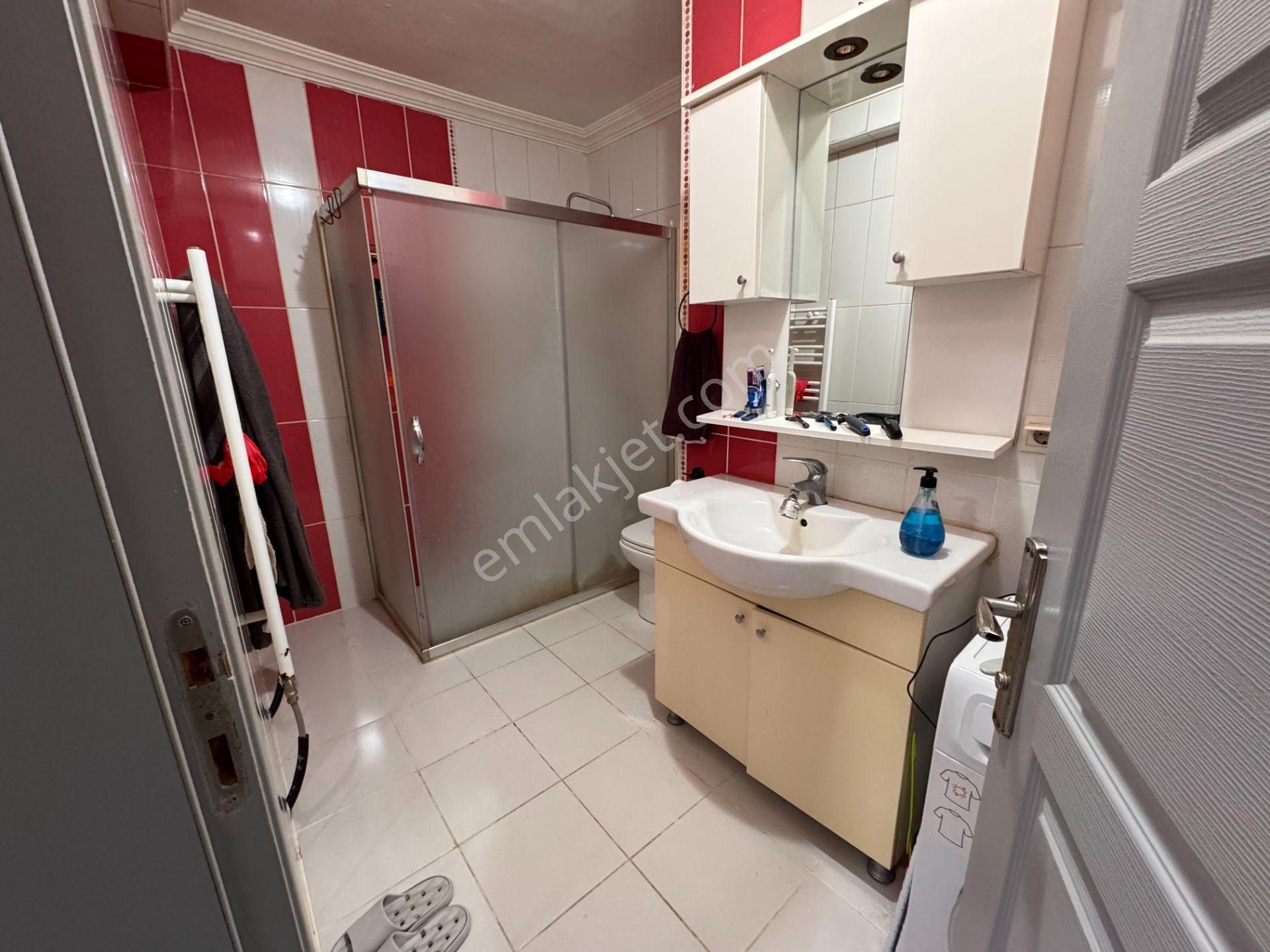 Sevinç'ten Havuzlu Bahçe Konaklarında 3+1 125m² Satılık Daire - Görsel 14
