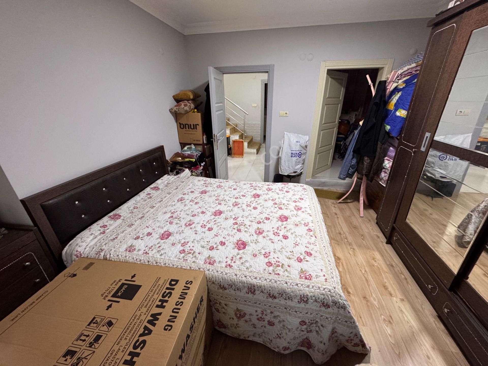 Sevinç'ten Havuzlu Bahçe Konaklarında 3+1 125m² Satılık Daire - Görsel 18