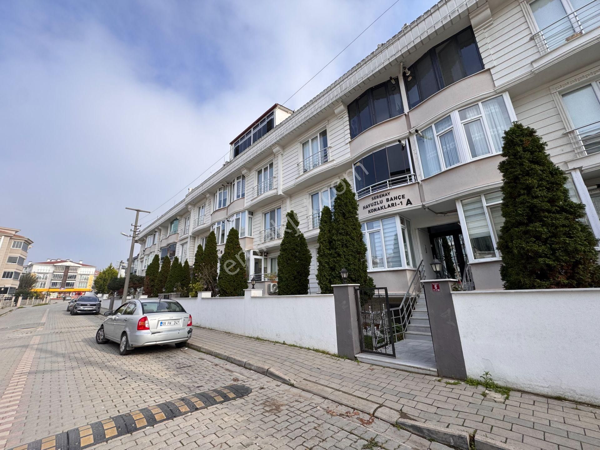 Sevinç'ten Havuzlu Bahçe Konaklarında 3+1 125m² Satılık Daire - Görsel 2