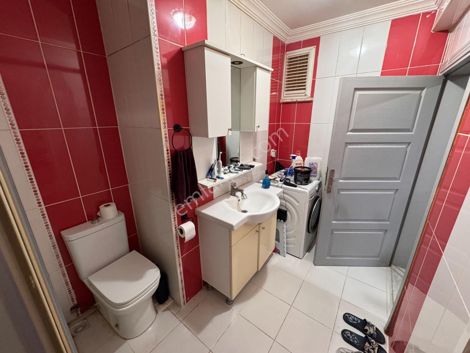 Sevinç'ten Havuzlu Bahçe Konaklarında 3+1 125m² Satılık Daire - Görsel 13