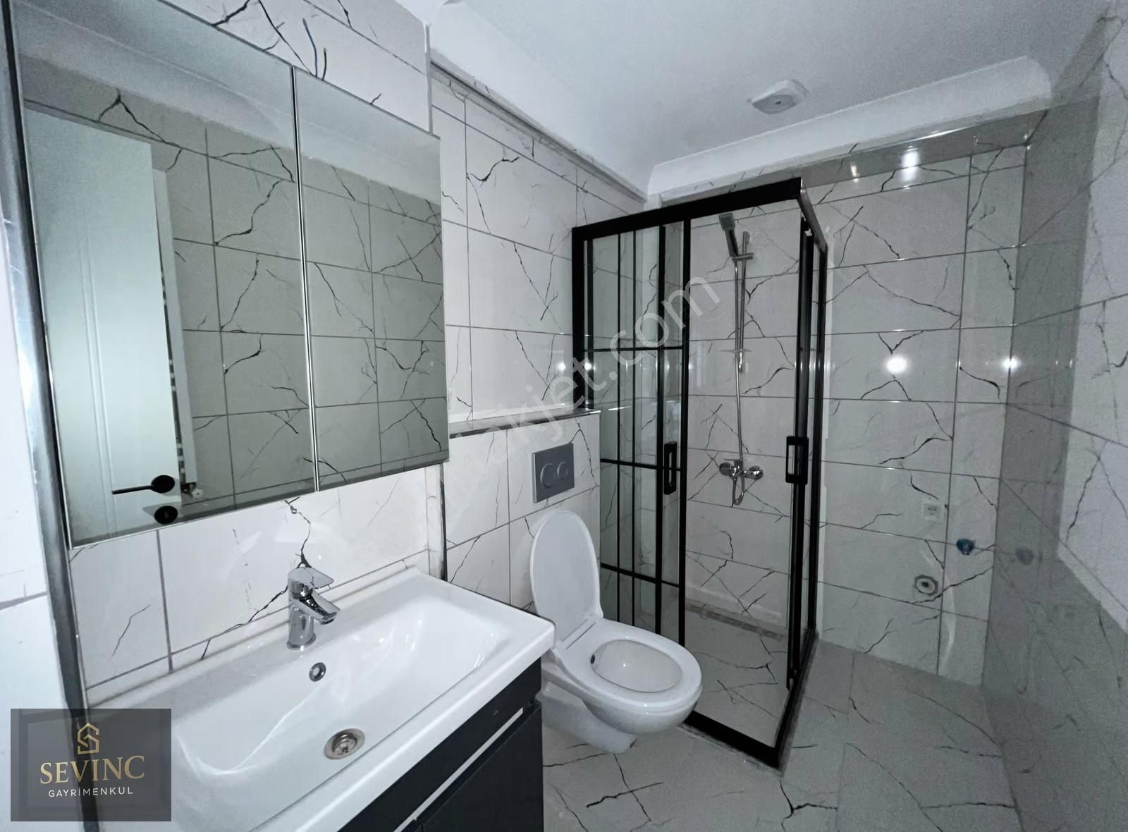 Sevinç'ten Şehrin Tam Merkezinde Kapalı Otoparklı 2+0 Kiralık - Görsel 9