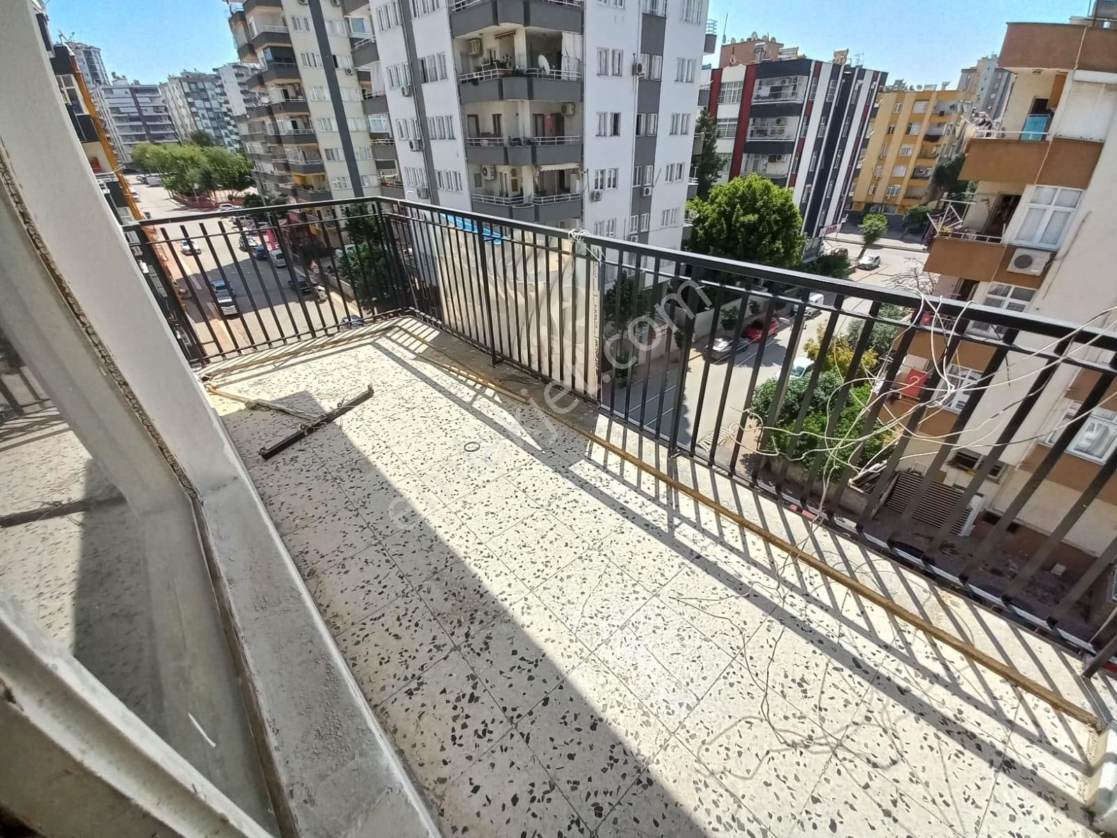 Kenan Evren Bulvarına 2.parselde Her Kat Tek Daire 4+1 Cazip - Görsel 8