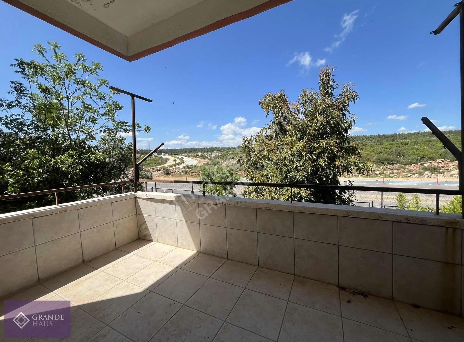 Şehir Hastanesi Karşısı Kiralık Eşyalı Triplex - Görsel 21