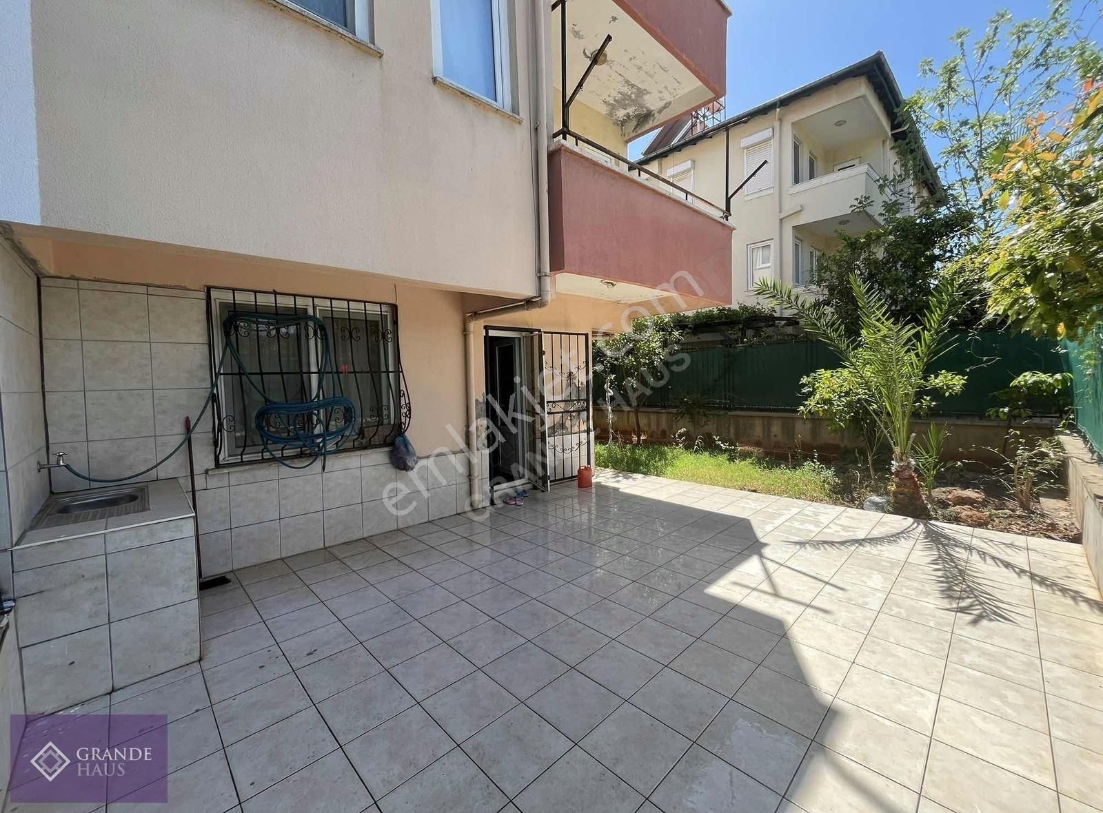 Şehir Hastanesi Karşısı Kiralık Eşyalı Triplex