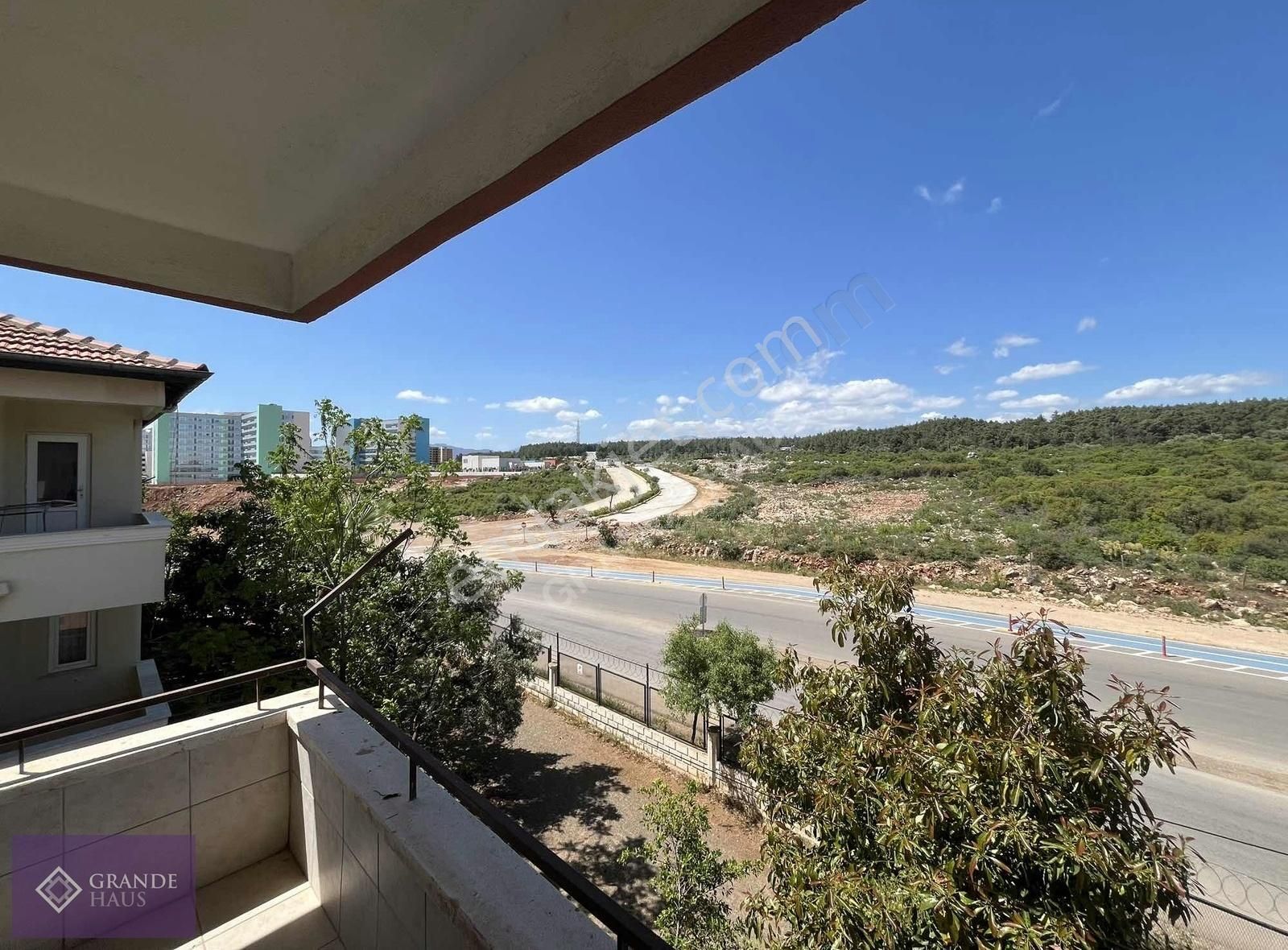 Şehir Hastanesi Karşısı Kiralık Eşyalı Triplex - Görsel 14