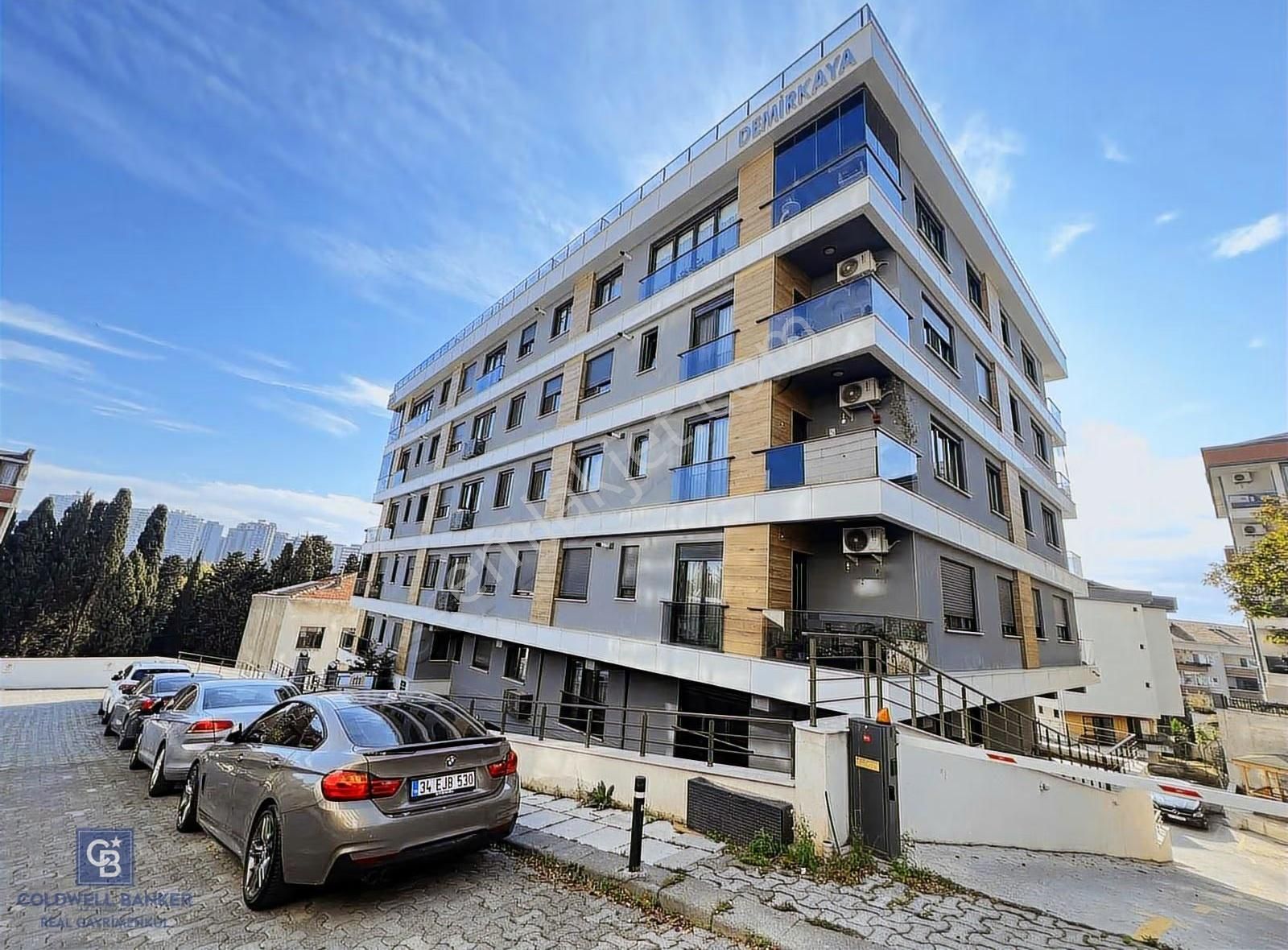 Acıbadem Sakinler 2023 Yapımı Bina Ara Kat 3+1 Satılık Daire