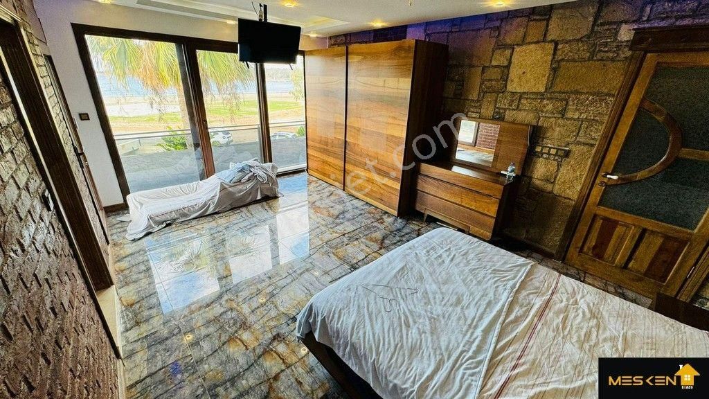 Didim Mavişehir'de Plaja Sıfır , Emsalsiz Orjinal Taş Villa - Görsel 20