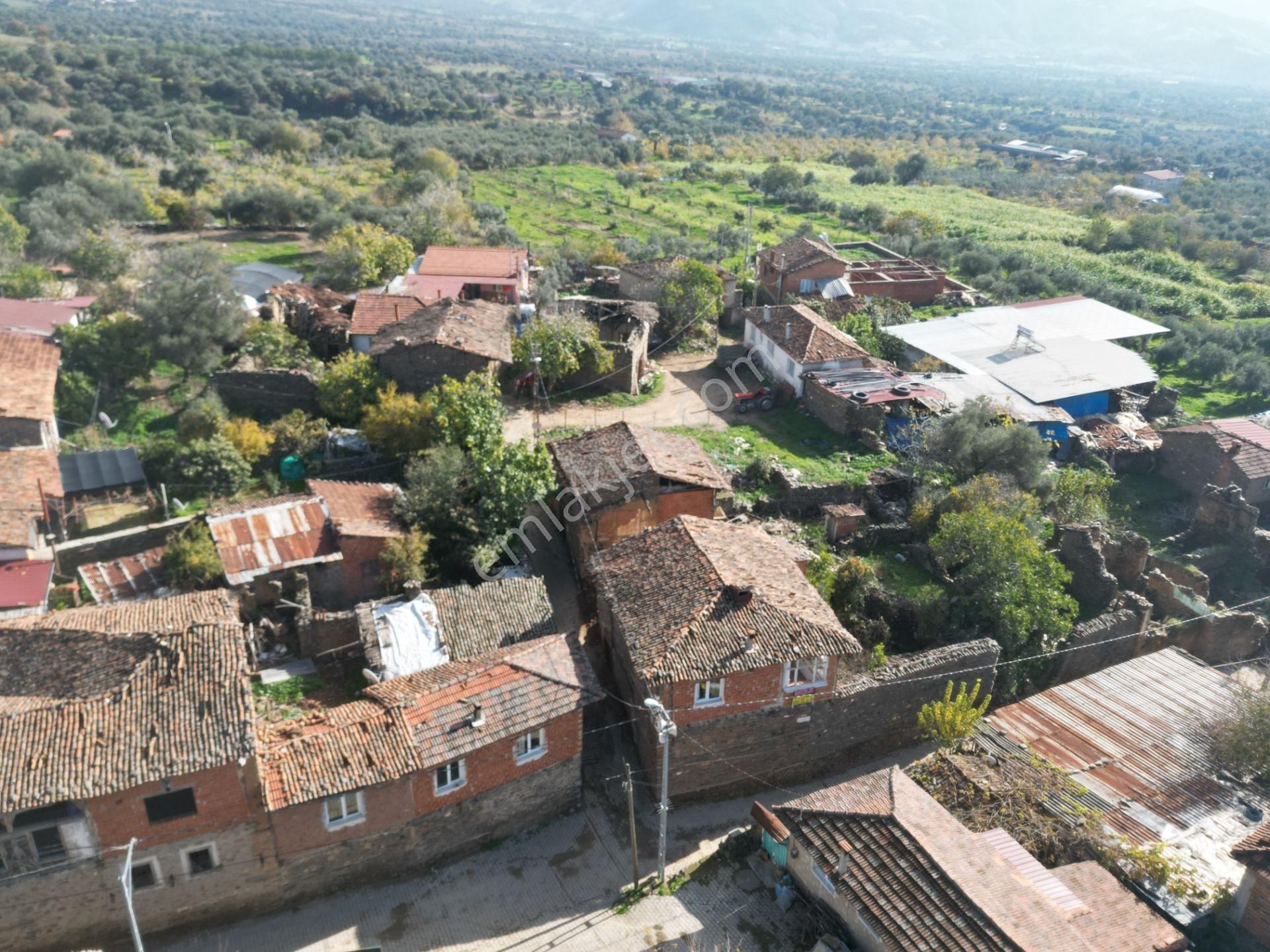 Antika'dan Tarihi Birgide Satılık Bahçeli Taş Yapı Müstakil Ev - Görsel 7