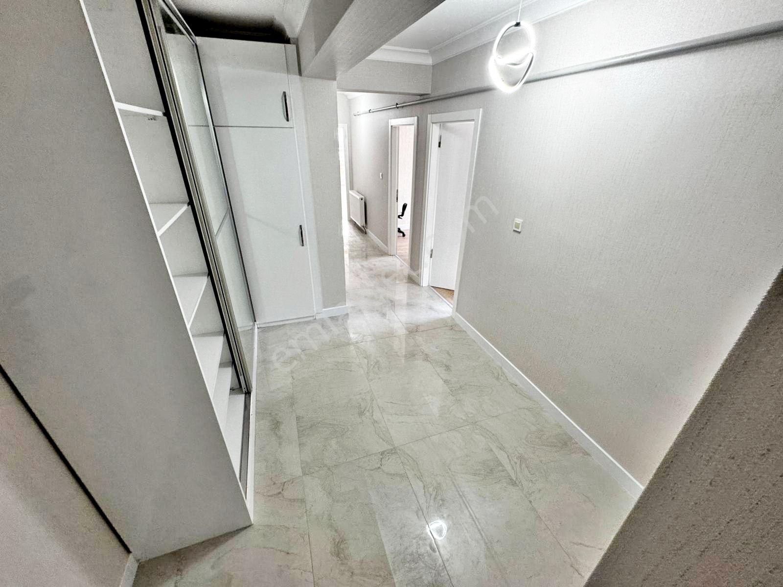 Karakeçili Cad Amerikan Mutf Full Yapılı Acil Satılık 4+1 Dublex - Görsel 22