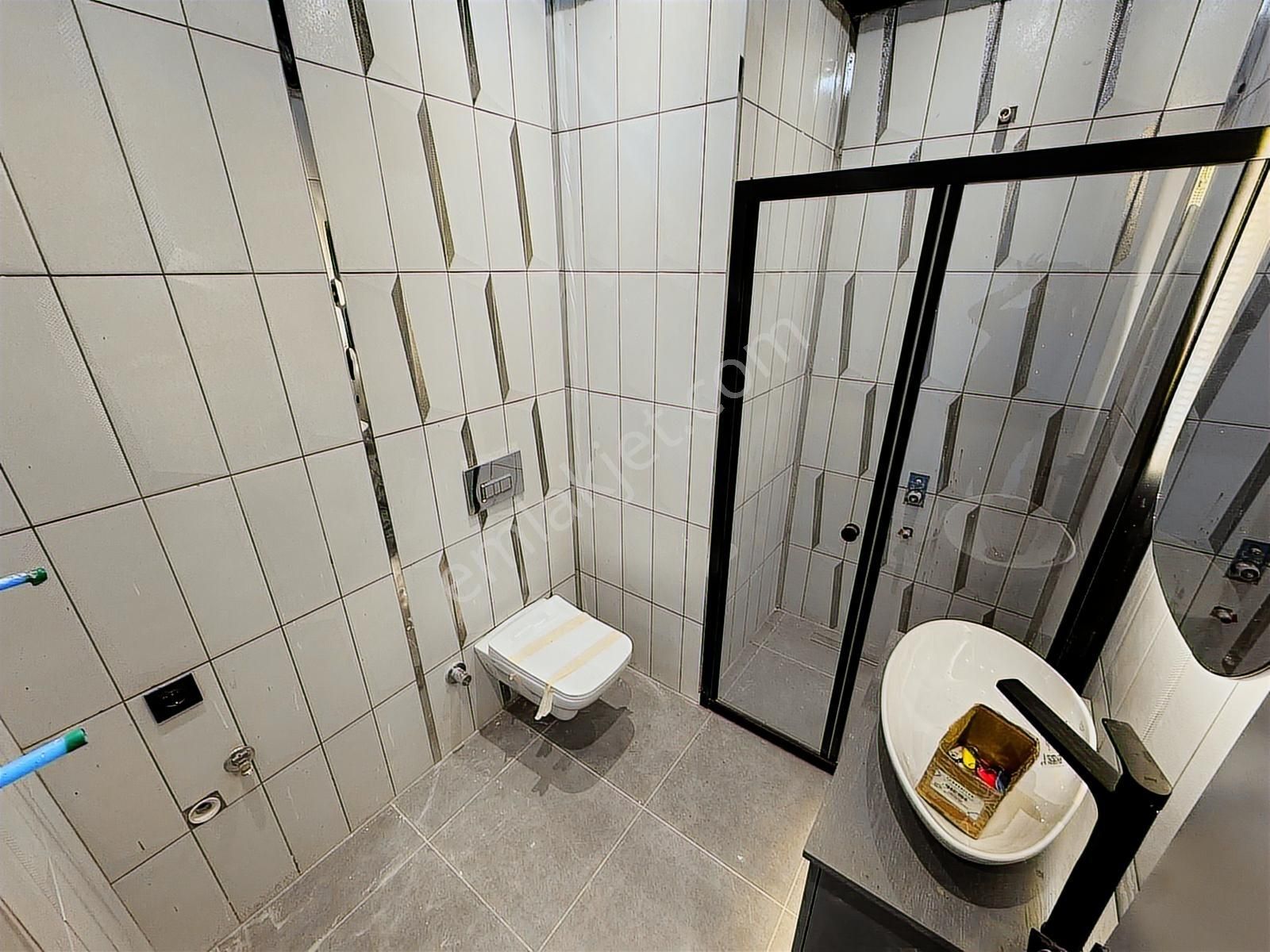 Yatırım'dan Küçükyalı'da Sahile Yakın Balkonlu* Sıfır Ön 1+1 - Görsel 25