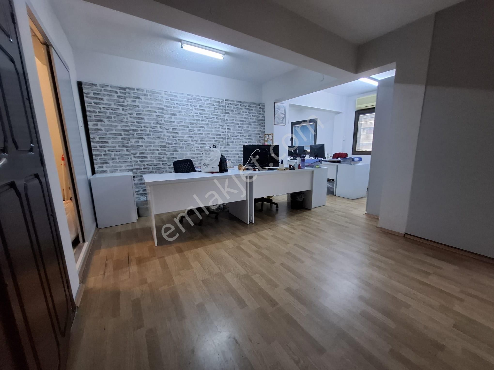 Basmane Kültürpark Bitişiğinde Yatırımlık Bakımlı Ofis - Görsel 13