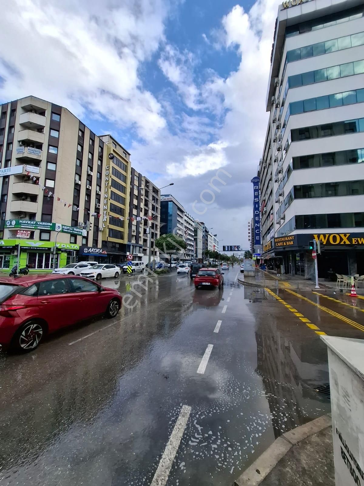 Basmane Kültürpark Bitişiğinde Yatırımlık Bakımlı Ofis - Görsel 6